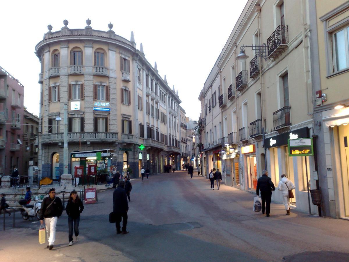 Affittacamere Easy Cagliari Exterior foto