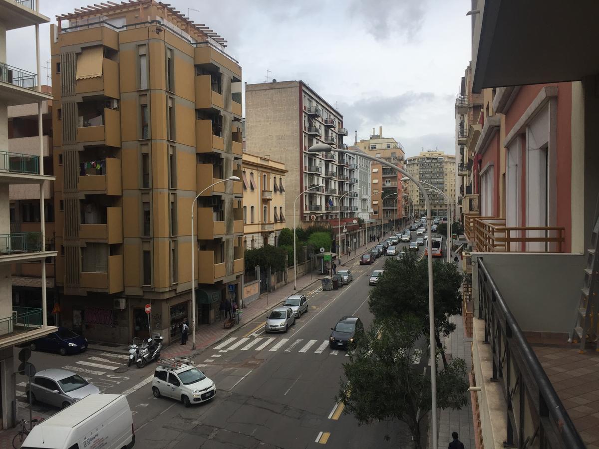 Affittacamere Easy Cagliari Exterior foto